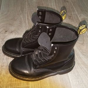 Dr.Martens boots